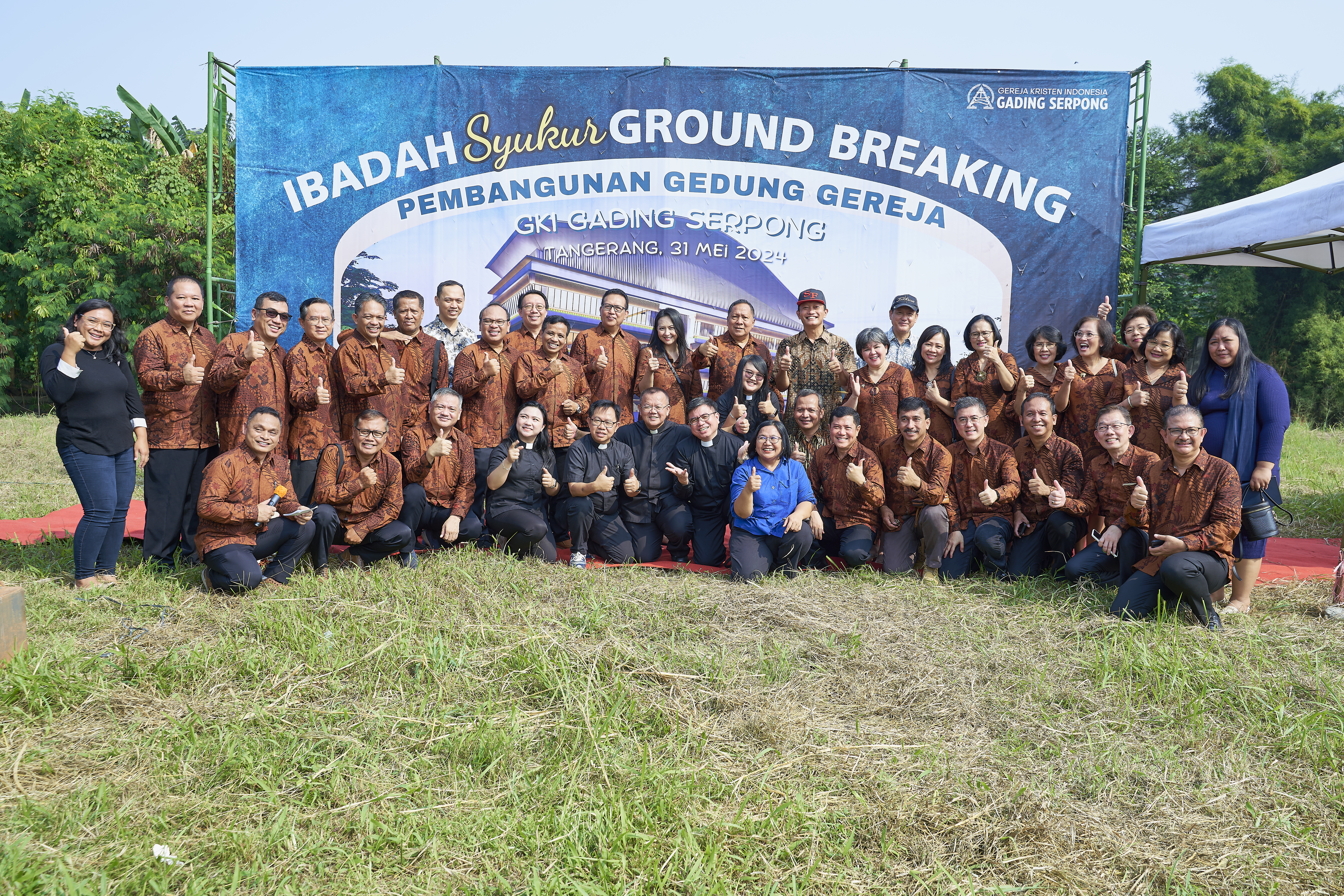 images/bidang/Artikel/liputan/Ground_Breaking/Ground_Breaking_GKI_Gading_Serpong_144.jpg